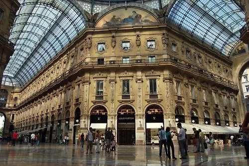 Bed Art Milano Centrale Milan